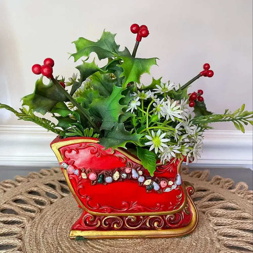 Vintage Chalkware Handpainted Christmas Holiday Santa Sleigh